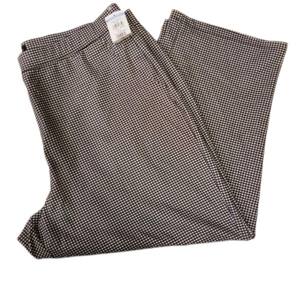 Sanctuary B&W Plaid Stretchy Capri Pants Sz 3X - Picture 1 of 6